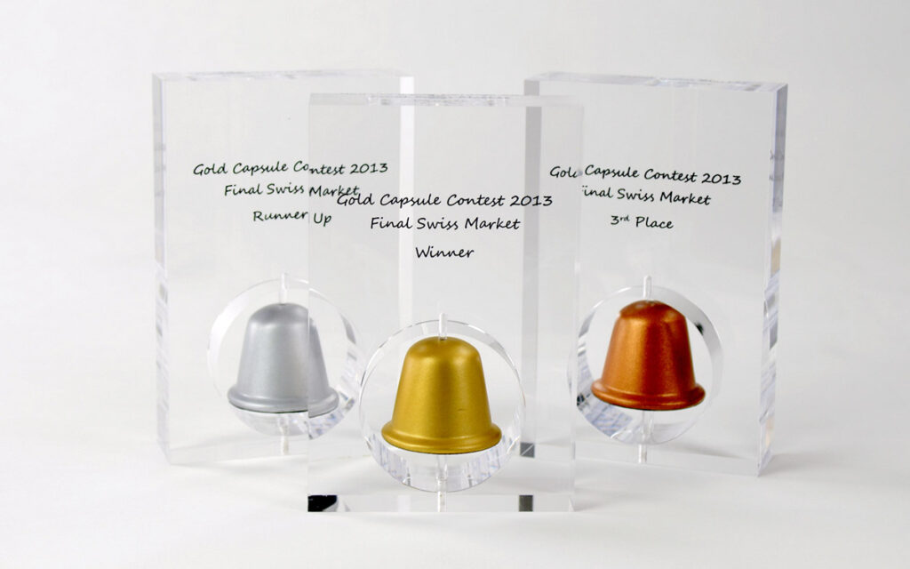 Kaffeekapselaward aus Acrylglas