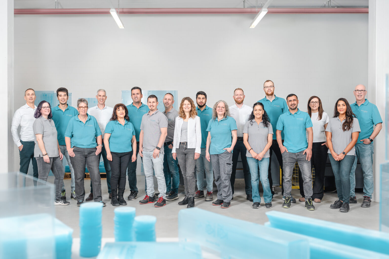 Novoglas Plexiglas Team